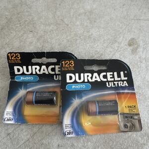 Lot of 2! Duracell 123 3V High Power Lithium Battery, Pack of 1 Brand New